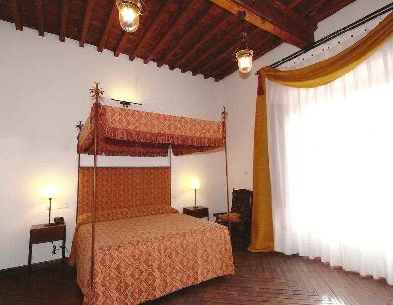 Pensjonat Palacio Rejadorada Toro